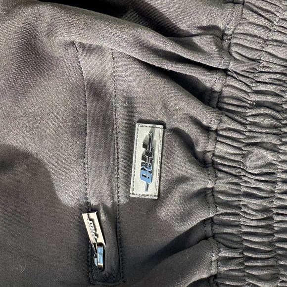 PRO Standard NBA Shorts with Logo Detail - Picture 4 of 6